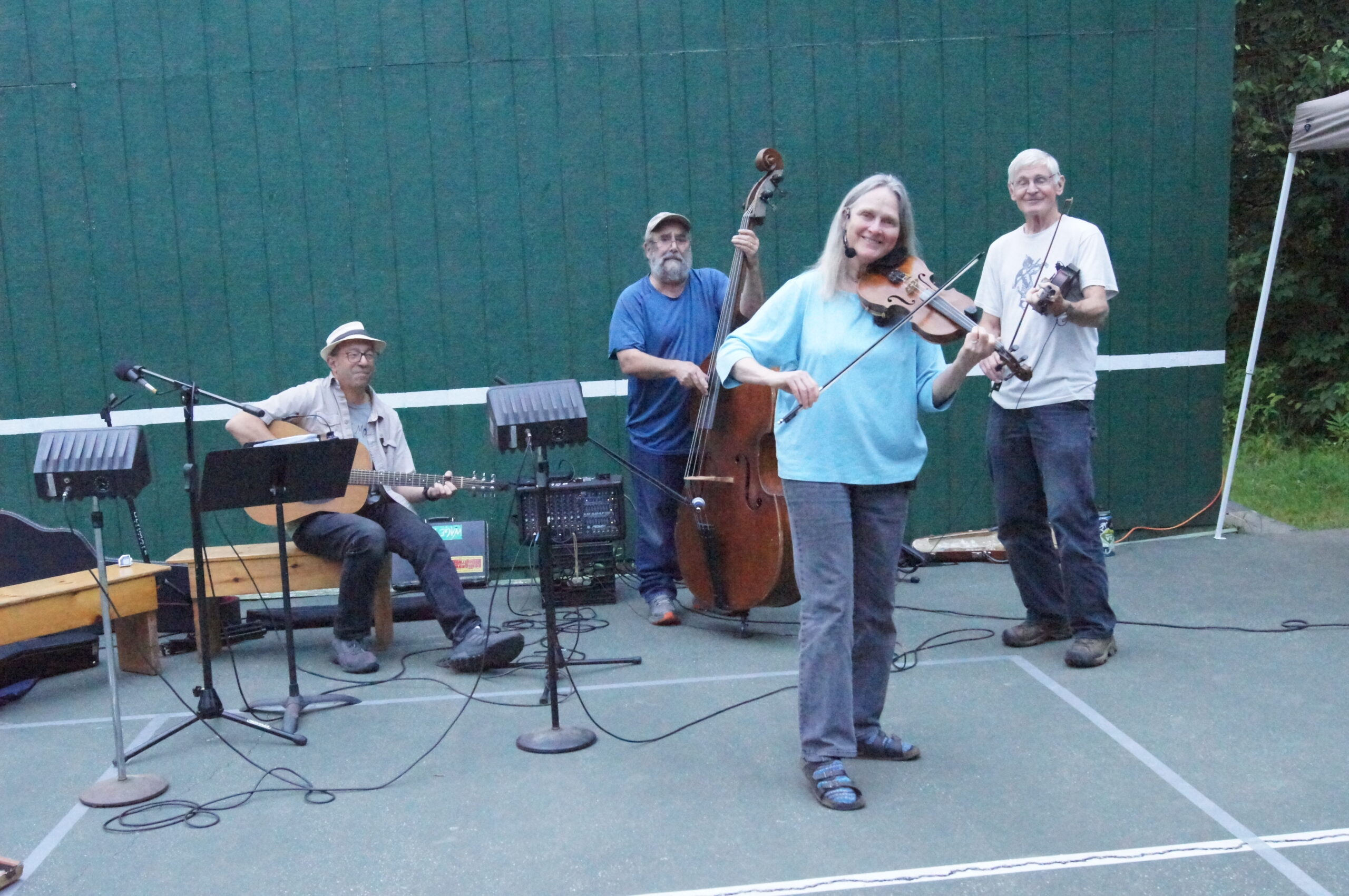 contra dance w/ Marcos Levy, Paul Sgalia, me & lausanne Allen